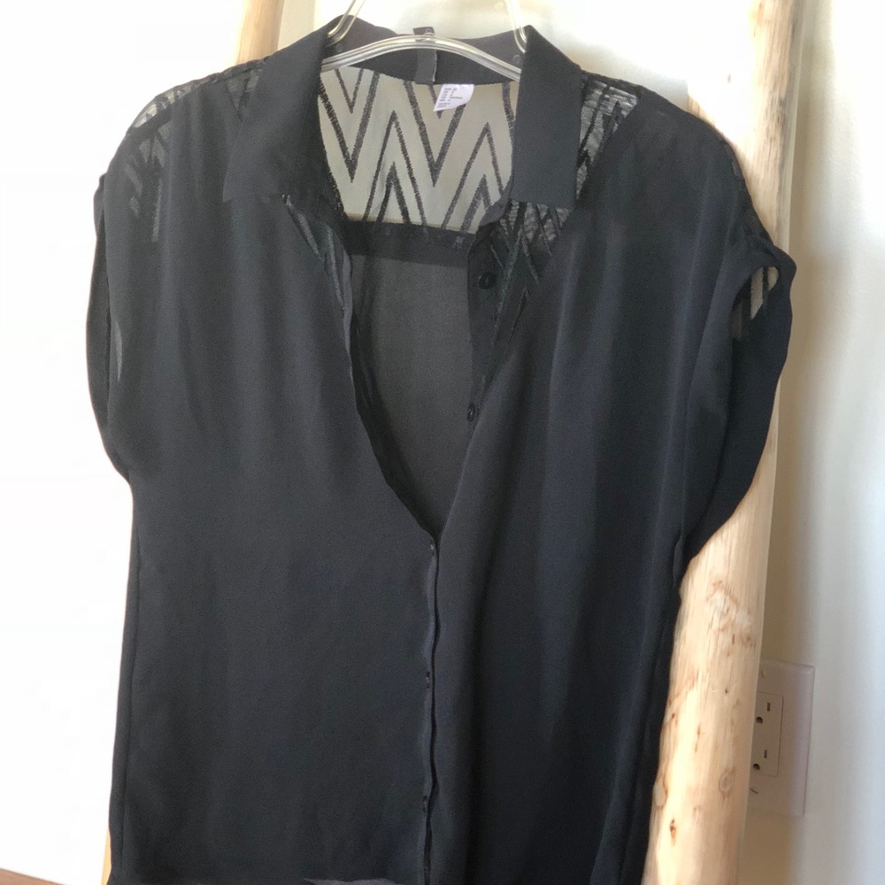 Black H&M top - sz 6